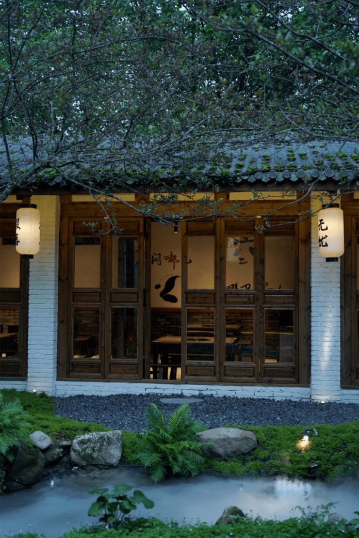 成都麓客设计：川渝集火锅探索西蜀园的宜居美学与川渝火锅文化(图2)